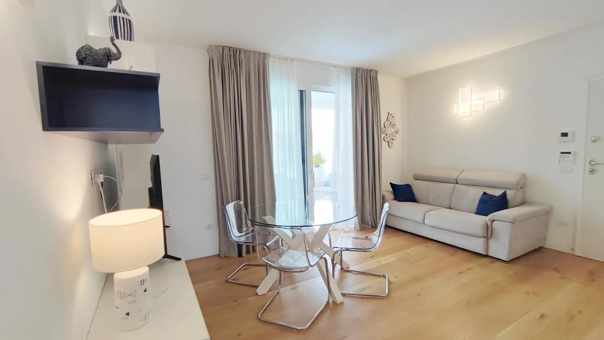 Wave Resort Lido di Jesolo 0*,