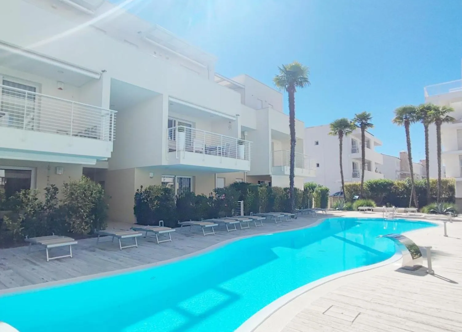 Wave Resort location